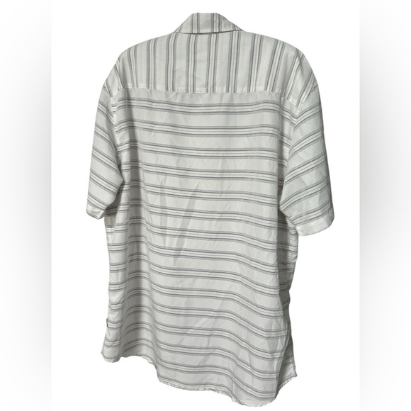 Quicksilver White & Grey Striped Button Down Men’s Shirt, XL - Picture 2 of 9